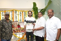 Tiragabadara Saami Movie Launch